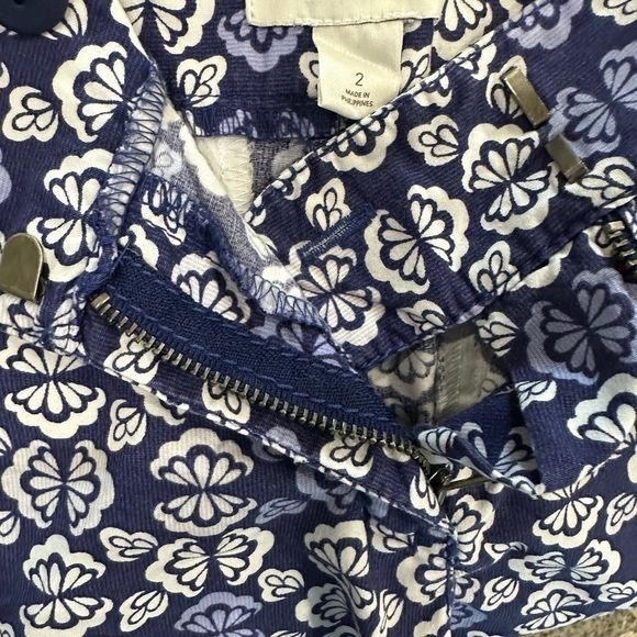 Loft navy/white/periwinkle print chino shorts - Picture 4 of 5
